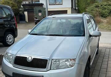 Skoda Fabia 183.322 km 1.299 &euro; Niedereschach 78078