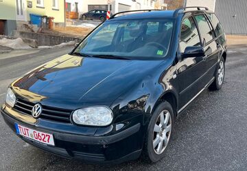 VW Golf 316.000 km 2.950 &euro; Wehingen 78564