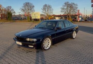 BMW 735 208.000 km 4.500 &euro; Villingen-Schwenningen 78050