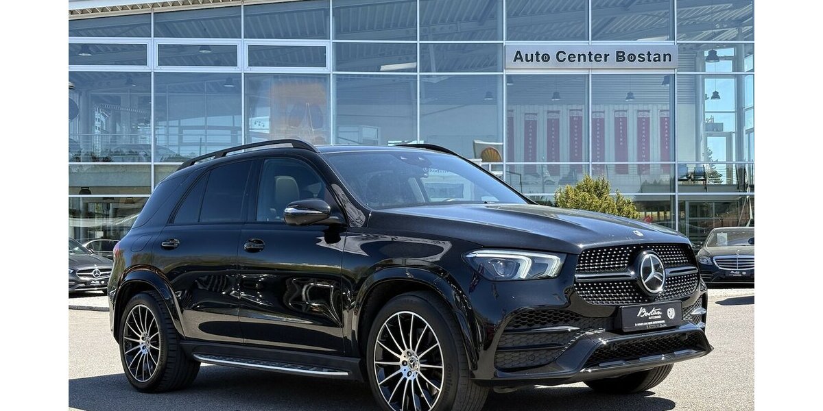 Mercedes-Benz GLE 400 d AMG 4Matic 360°/HEAD-UP/CARPLAY/PANO 44.114 km 69.900 &euro; Villingen-Schwenningen 78054