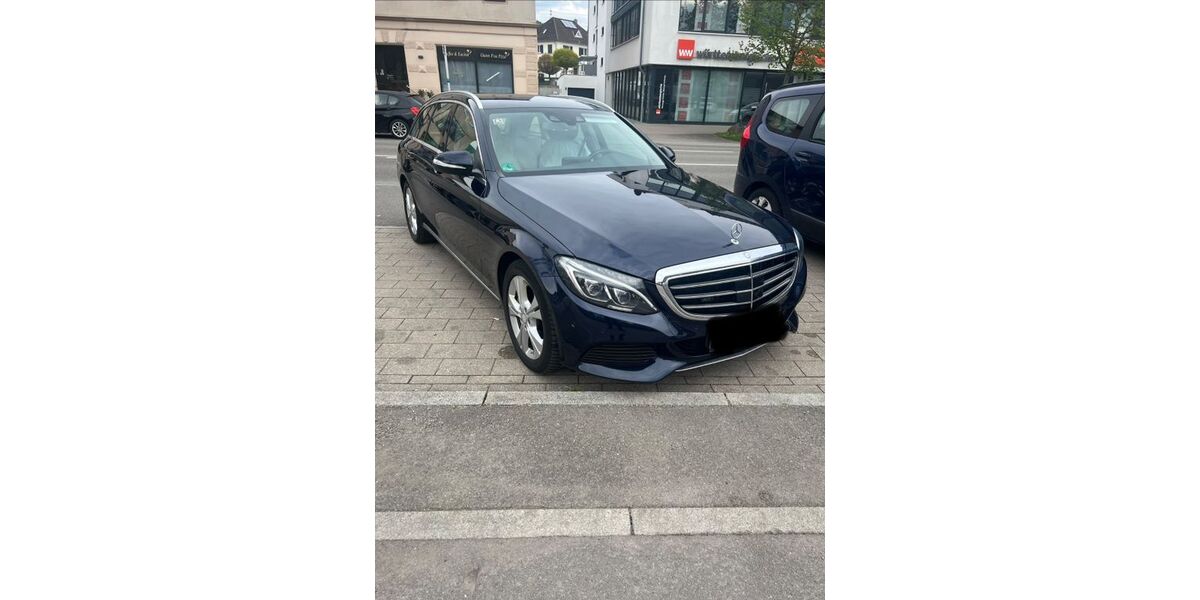 Mercedes-Benz C 250 186.000 km 15.900 &euro; Spaichingen 78549