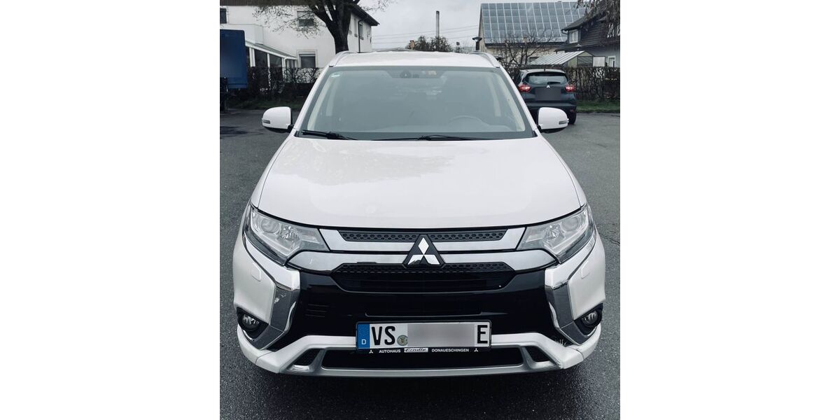Mitsubishi Outlander 74.000 km 18.400 &euro; Donaueschingen 78166