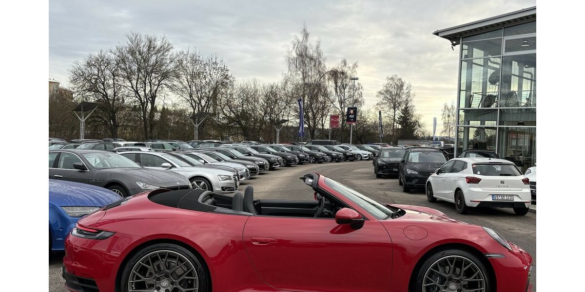 Porsche 992 911 CARRERA4/BOSE/LEDER/CHRONO/KAMERA/MEMORY 21.266 km 115.900 &euro; Villingen-Schwenningen 78054