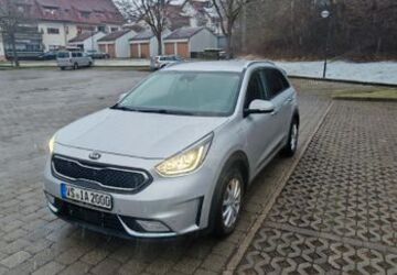 Kia Niro 91.000 km 17.290 &euro; Brigachtal 78086