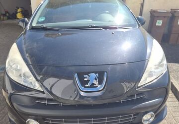Peugeot 207 161.000 km 2.500 &euro; Trossingen 78647