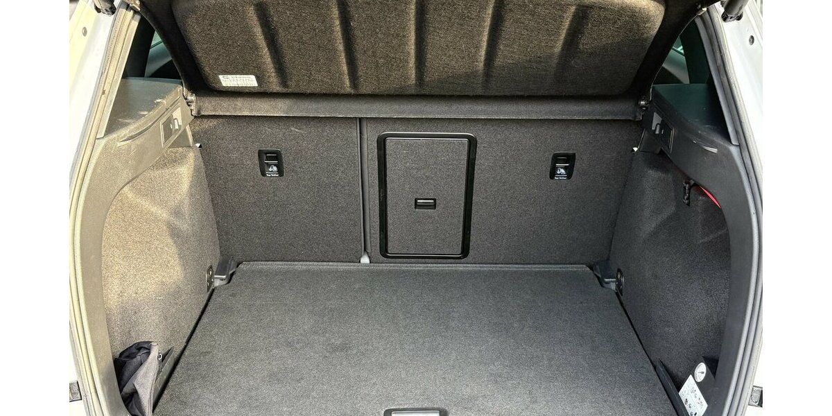 Seat Ateca Xcellence 4Drive 360°/PANO/STANDHZ/DAB/ACC 121.775 km 17.900 &euro; Villingen-Schwenningen 78054