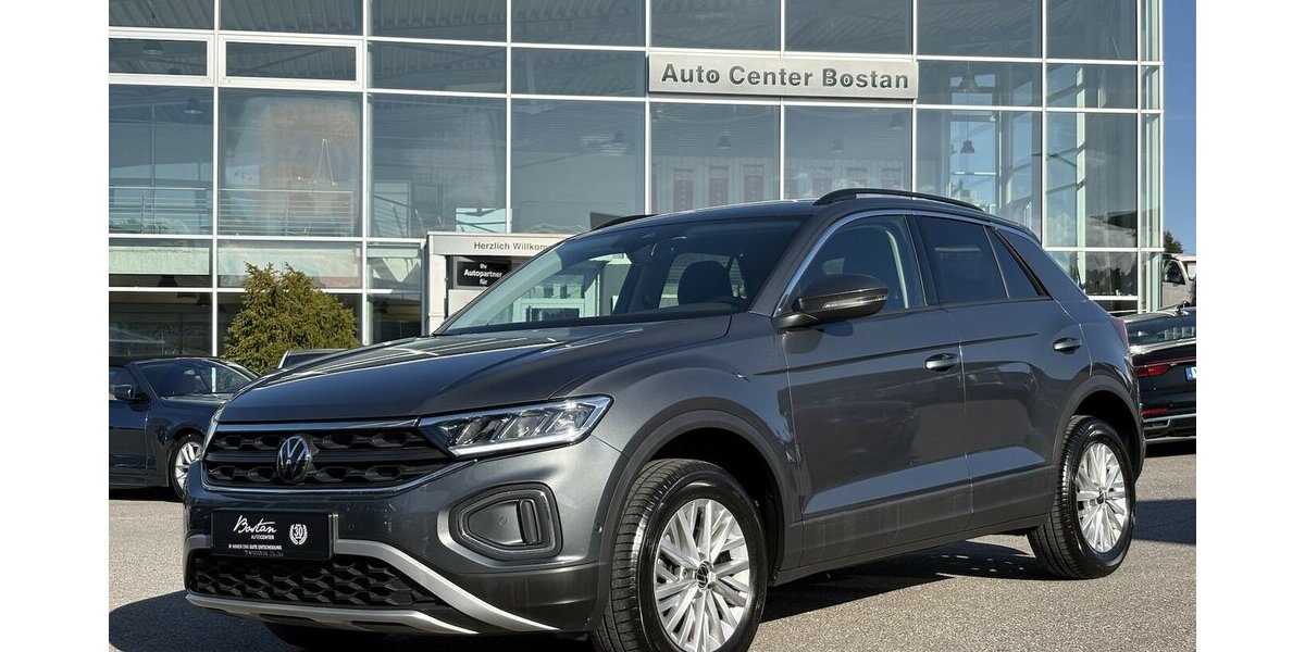 VW T-Roc 1.5 TSI Life CARPLAY/NAVI/SPURHALT/SHZ/DAB 52.096 km 19.800 &euro; Villingen-Schwenningen 78054