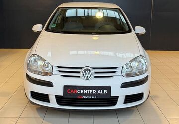 VW Golf 151.000 km 2.990 &euro; Schömberg 72355
