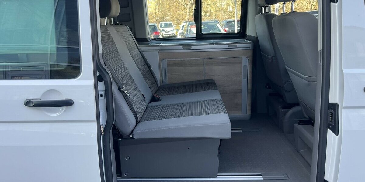 VW T6.1 California Coast KAMERA/NAVI/SHZ/1.HAND 55.190 km 48.800 &euro; Villingen-Schwenningen 78054