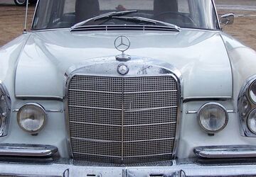 Mercedes-Benz 230 150.000 km 6.400 &euro; Mönchweiler 78087