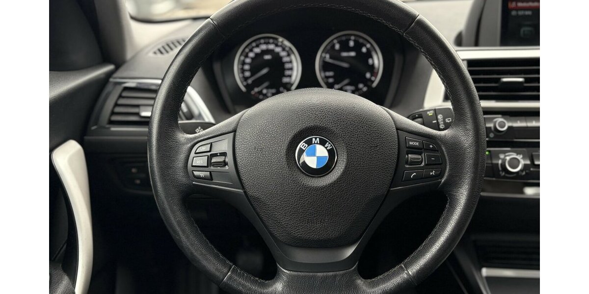 BMW 118d xDrive Advantage PDC/AHK/LED/SHZ/1.HAND 151.790 km 12.900 &euro; Villingen-Schwenningen 78054