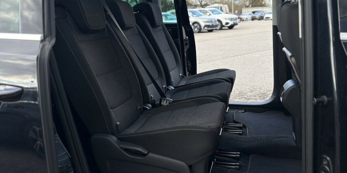 VW Sharan 2.0 TDI Comfortline 7.SITZ/NAVI/SHZ/DSG 107.728 km 21.800 &euro; Villingen-Schwenningen 78054