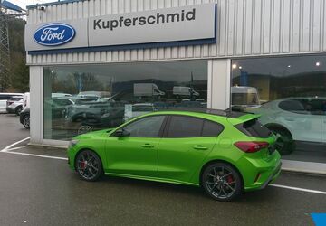 Ford Focus 32.000 km 31.990 &euro; Tuttlingen 78532