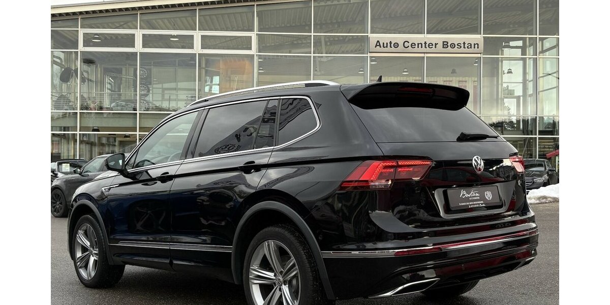 VW Tiguan Allspace Highline 4Motion 7-SITZ/PANO/ACC 90.578 km 31.900 &euro; Villingen-Schwenningen 78054