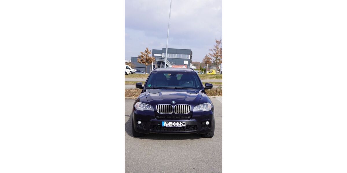 BMW X5 222.150 km 12.499 &euro; Villingen 78048