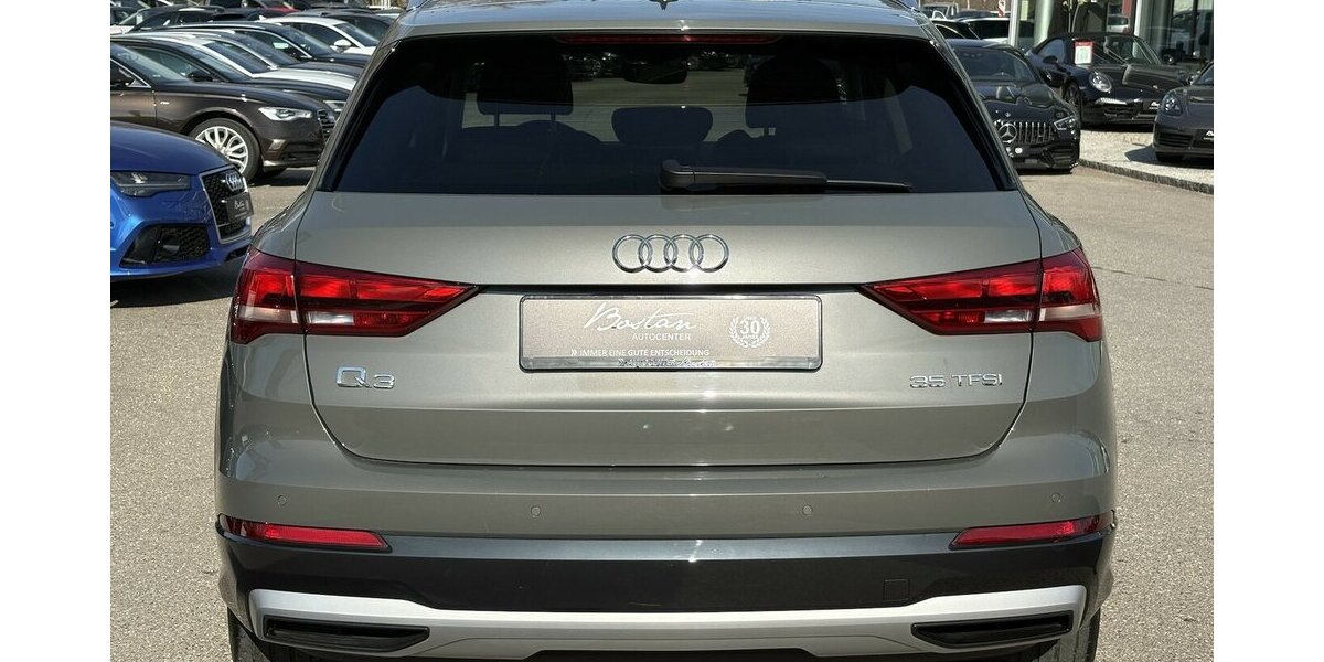 Audi Q3 35 TFSI advanced CARPLAY/PDC/DAB/AHK/1.HAND 39.421 km 27.800 &euro; Villingen-Schwenningen 78054