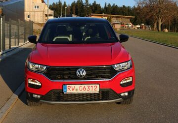 VW T-Roc 99.000 km 19.990 &euro; Aichhalden-Rötenberg 78733