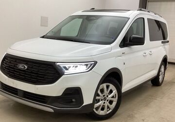 Ford Grand Tourneo 3.770 km 40.650 &euro; Titisee Neustadt 79822