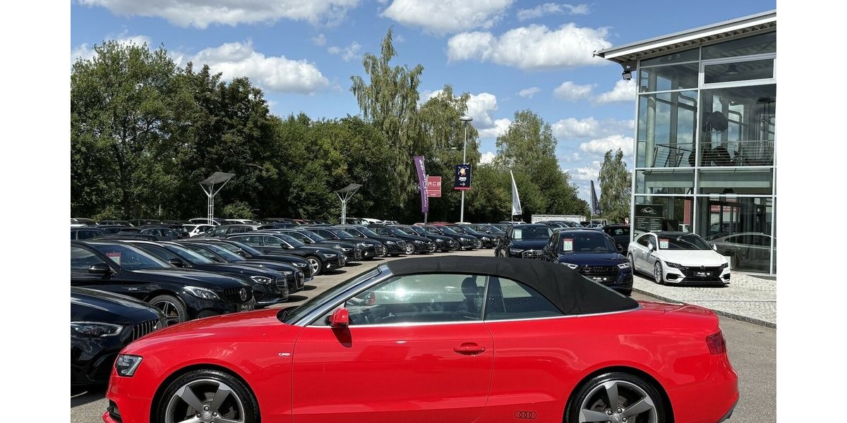 Audi A5 2.0 TDI Cabriolet S-Line XENON/NAVI/1.HAND 121.753 km 15.900 &euro; Villingen-Schwenningen 78054