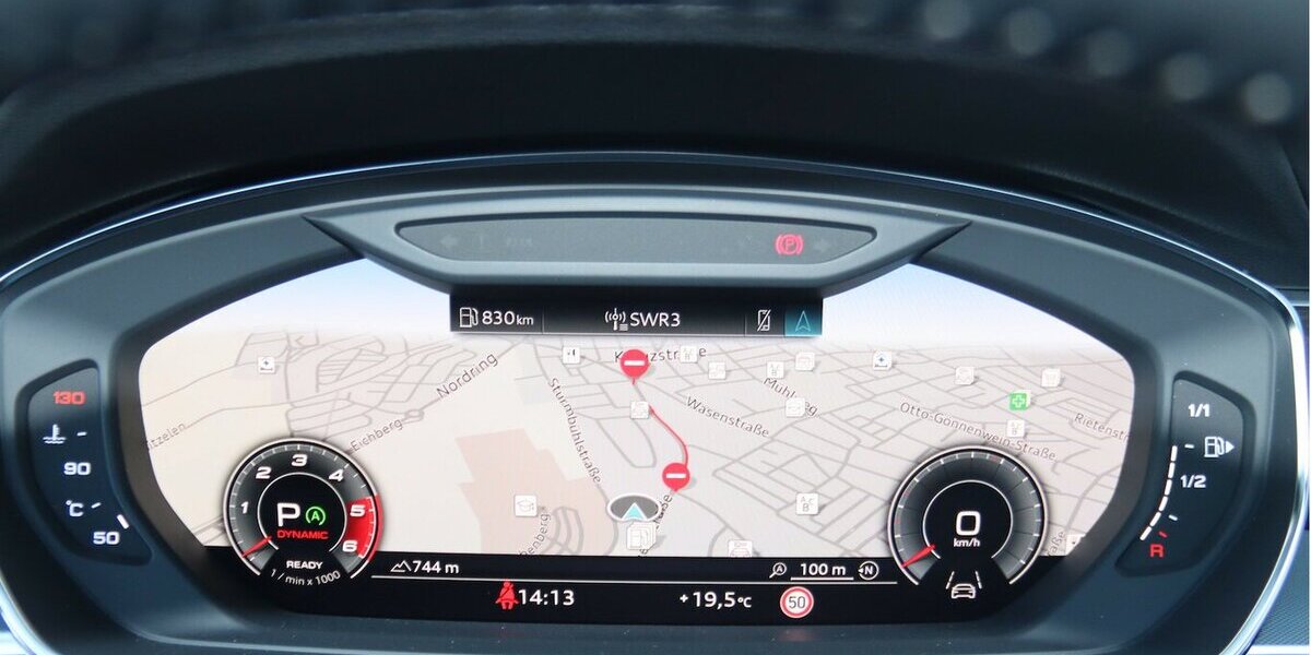 Audi A8 50 TDI/LEDER/PANORAMA/HEAD UP/BANG & OLUFSEN 58.000 km 56.900 &euro; Villingen-Schwenningen 78054