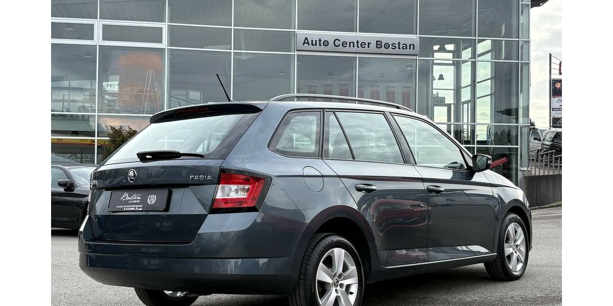 Skoda Fabia Combi Ambition FWD/PDC/ISOFIX/TOUCH/KLIMA 131.815 km 8.900 &euro; Villingen-Schwenningen 78054