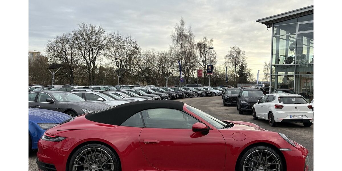 Porsche 992 911 CARRERA4/BOSE/LEDER/CHRONO/KAMERA/MEMORY 21.266 km 115.900 &euro; Villingen-Schwenningen 78054