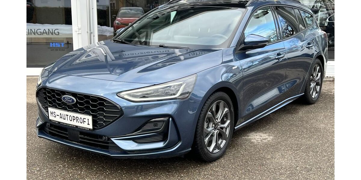 Ford Focus 27.828 km 21.890 &euro; Trossingen 78647