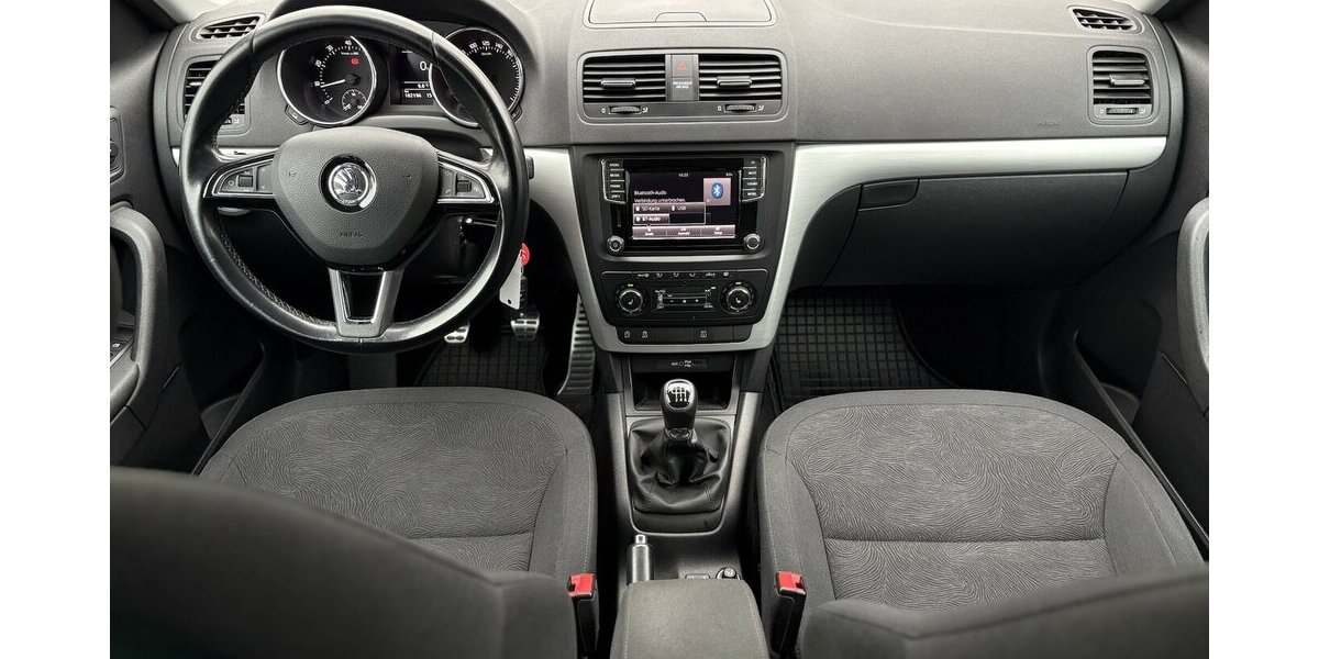 Skoda Yeti 1.4 TSI Ambition SITZHEIZUN/ANHÄNGK./1.HAND 102.196 km 10.900 &euro; Villingen-Schwenningen 78054