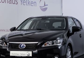 Lexus CT 200h 64.260 km 15.690 &euro; Spaichingen 78549