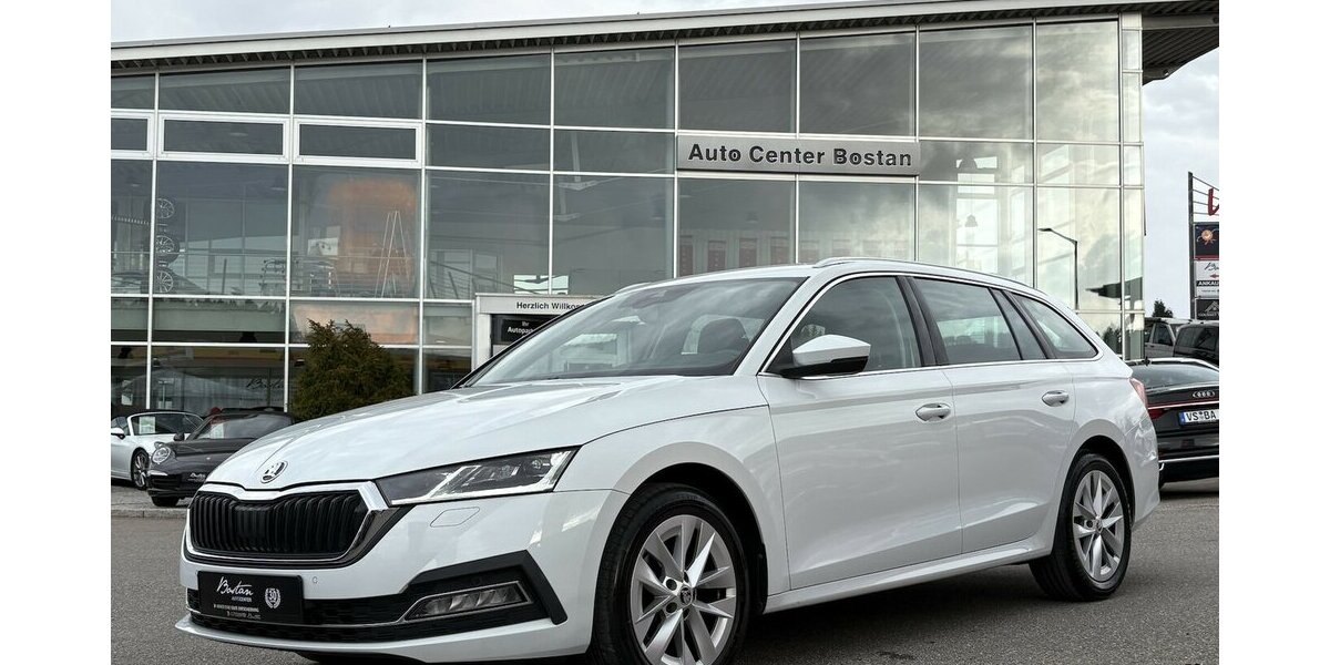 Skoda Octavia 2.0 TDI Combi Style MEMORY/NAVI/CARPLAY 84.033 km 19.900 &euro; Villingen-Schwenningen 78054