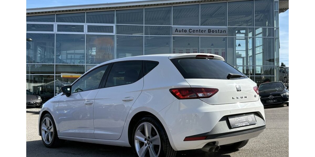 Seat Leon 1.4 TSI FR NAVIGATION/PANORAMA/SHZ/1.HAND 99.990 km 12.900 &euro; Villingen-Schwenningen 78054