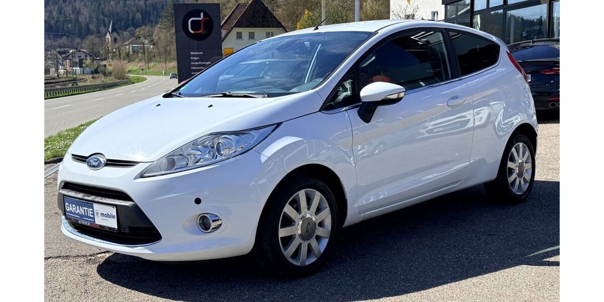 Ford Fiesta 121.486 km 4.499 &euro; Epfendorf 78736