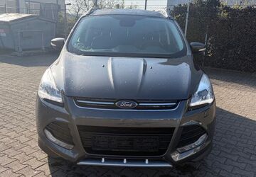 Ford Kuga 132.000 km 11.999 &euro; Donaueschingen 78166