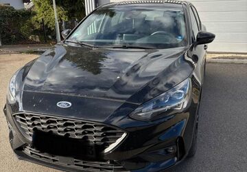 Ford Focus 49.000 km 18.500 &euro; Tuttlingen 78532