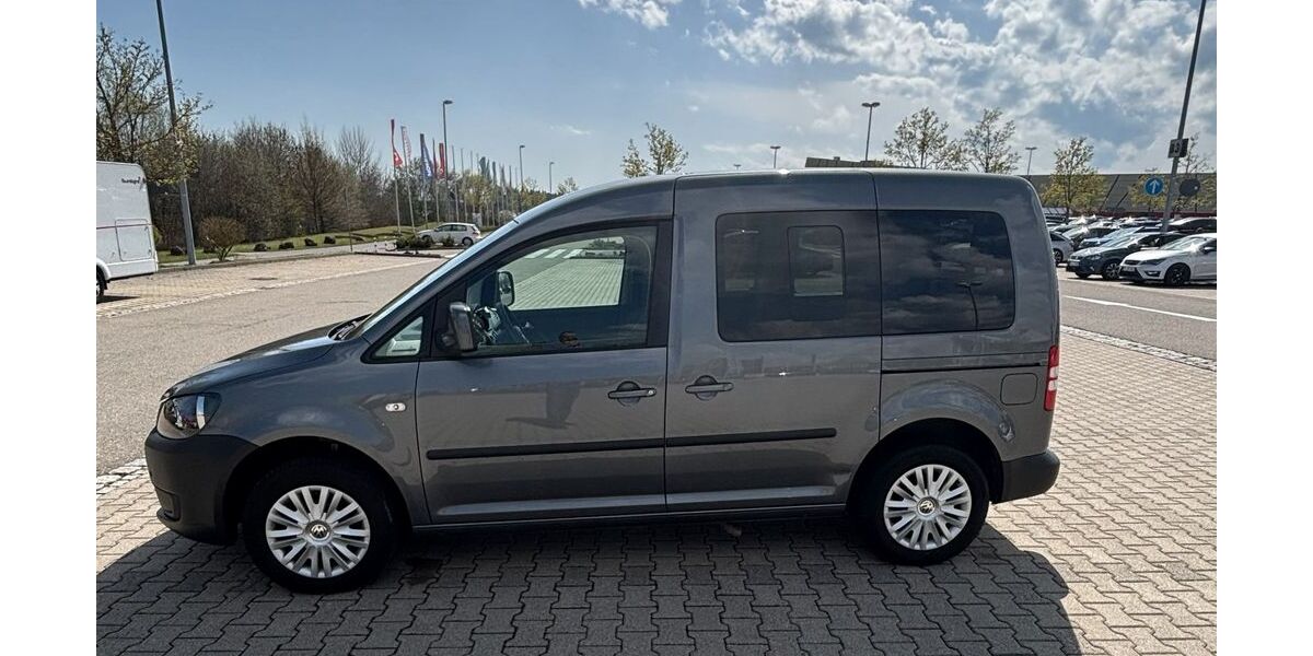 VW Caddy 59.000 km 28.000 &euro; Niedereschach 78078