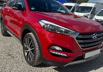 Hyundai TUCSON 110.000 km 12.990 &euro; Schwenningen 78056