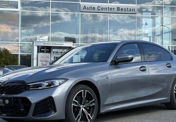 BMW 320e M Sport HEAD-UP/KAMERA/NAVI/AHK/DAB/1.HAND 29.245 km 34.900 &euro; Villingen-Schwenningen 78054