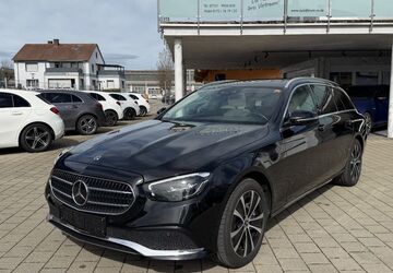 Mercedes-Benz E 300 154.200 km 27.900 &euro; Villingen 78048