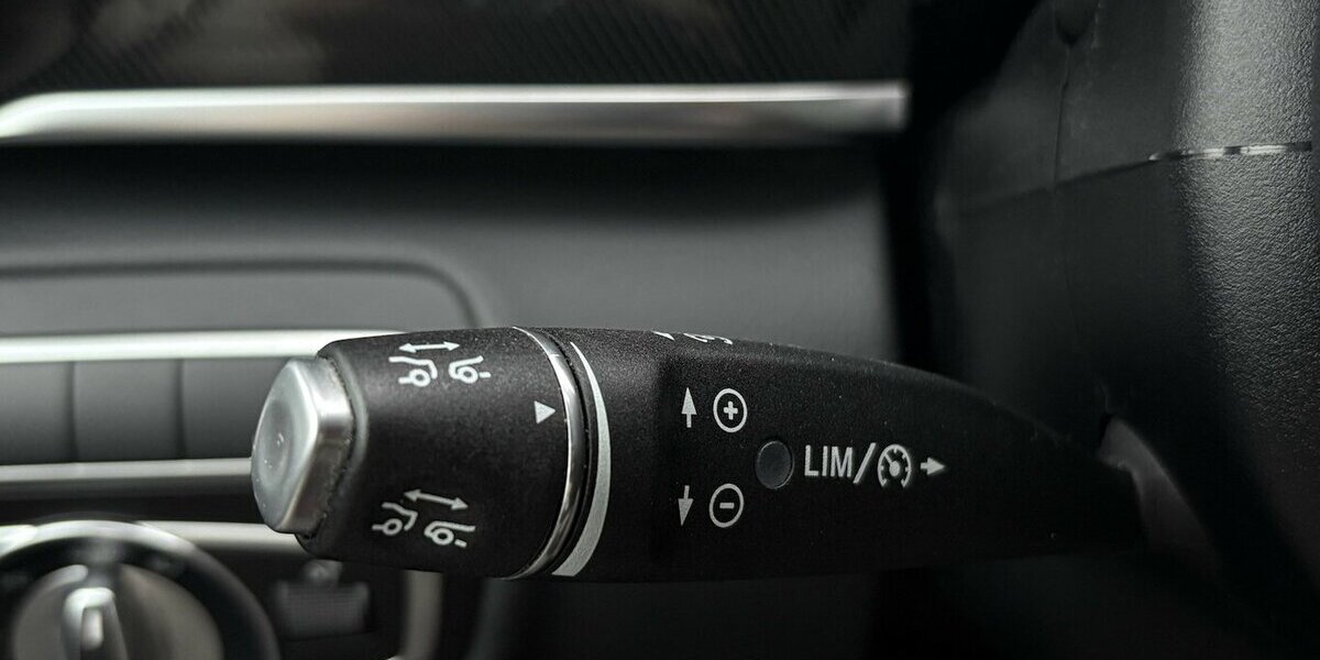 Mercedes-Benz V 250 D Lang Edition STANDHZ/SHZ/NAVI/KAMERA/AHK 118.803 km 36.900 &euro; Villingen-Schwenningen 78054