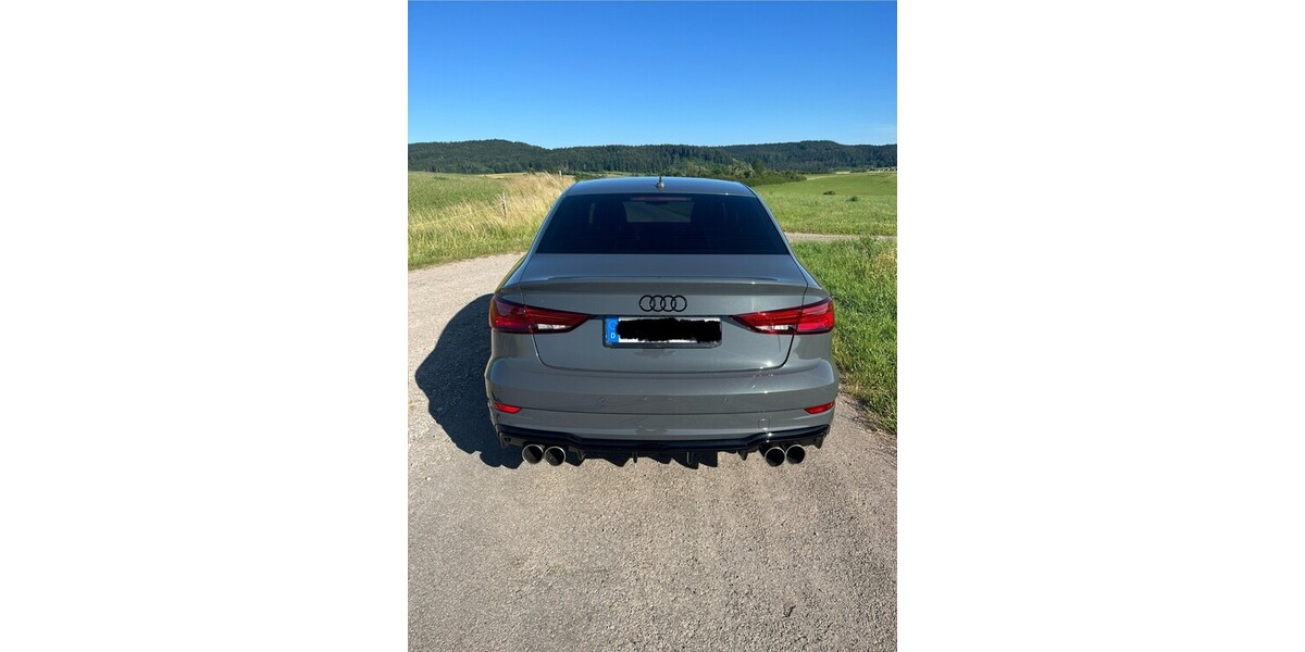 Audi A3 99.500 km 20.400 &euro; Spaichingen 78549