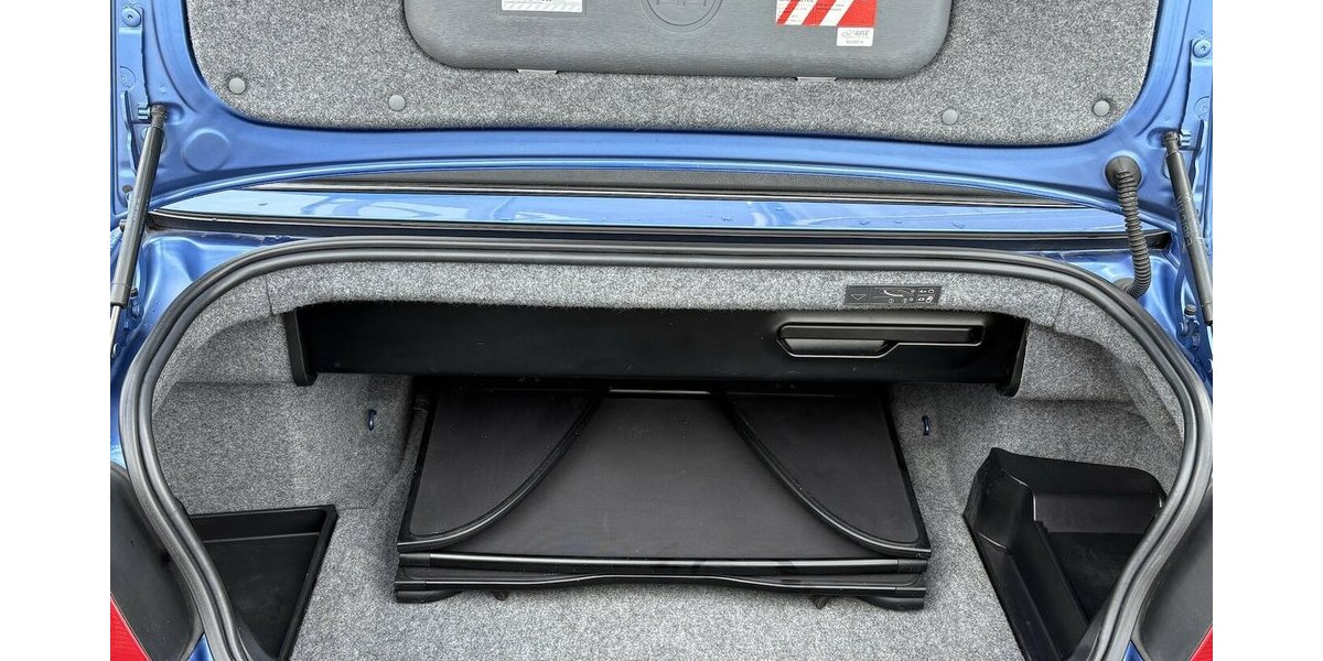 BMW 320Ci M-PAKET/MEMORY/SITZHEITUNG/XENON/19-ZOLL 99.900 km 17.900 &euro; Villingen-Schwenningen 78054