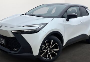 Toyota C-HR 2.500 km 34.380 &euro; Villingen-Schwenningen 78048