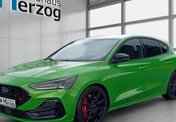 Ford Focus 11.700 km 33.990 &euro; Schramberg 78713