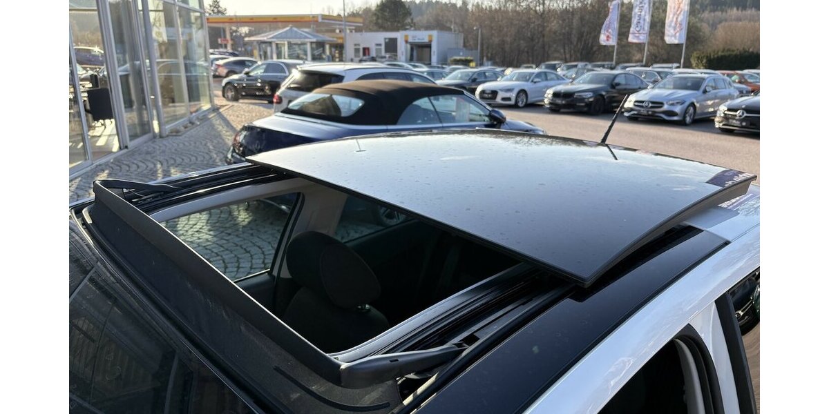 VW Polo V 1.2 TSI ALLSTAR KAMERA/PANORAMA/1.HAND 9.900 km 12.900 &euro; Villingen-Schwenningen 78054