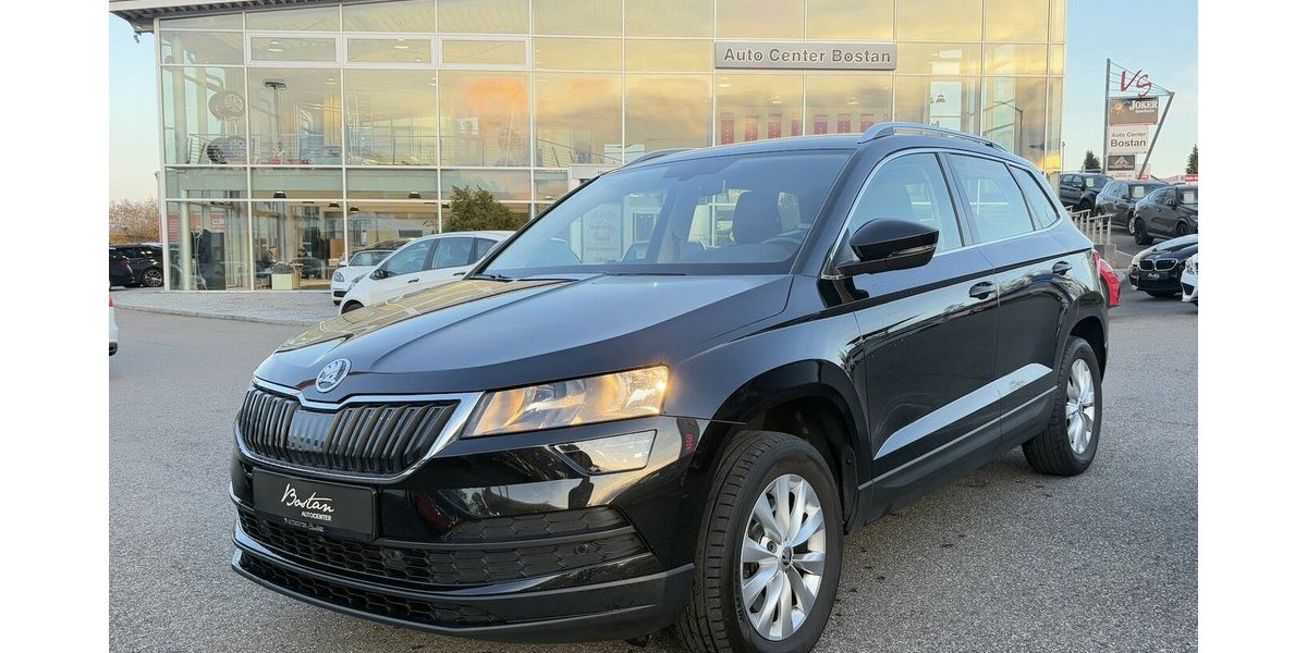 Skoda Karoq 1.5 TSI AMBITION/DSG/KAMERA/NAVI/PDC/DAB 163.970 km 15.900 &euro; Villingen-Schwenningen 78054