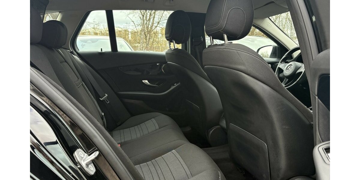 Mercedes-Benz C 200 d G-Tronic Plus NAVI/SHZ/TEMPOMAT/TOTWINKL 133.552 km 17.900 &euro; Villingen-Schwenningen 78054