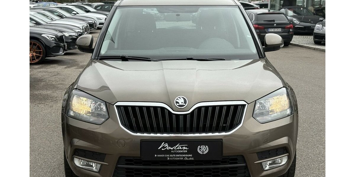 Skoda Yeti 1.4 TSI Ambition SITZHEIZUN/ANHÄNGK./1.HAND 102.196 km 10.900 &euro; Villingen-Schwenningen 78054