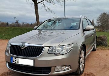 Skoda Superb 247.000 km 6.500 &euro; Villingen-Schwenningen 78054