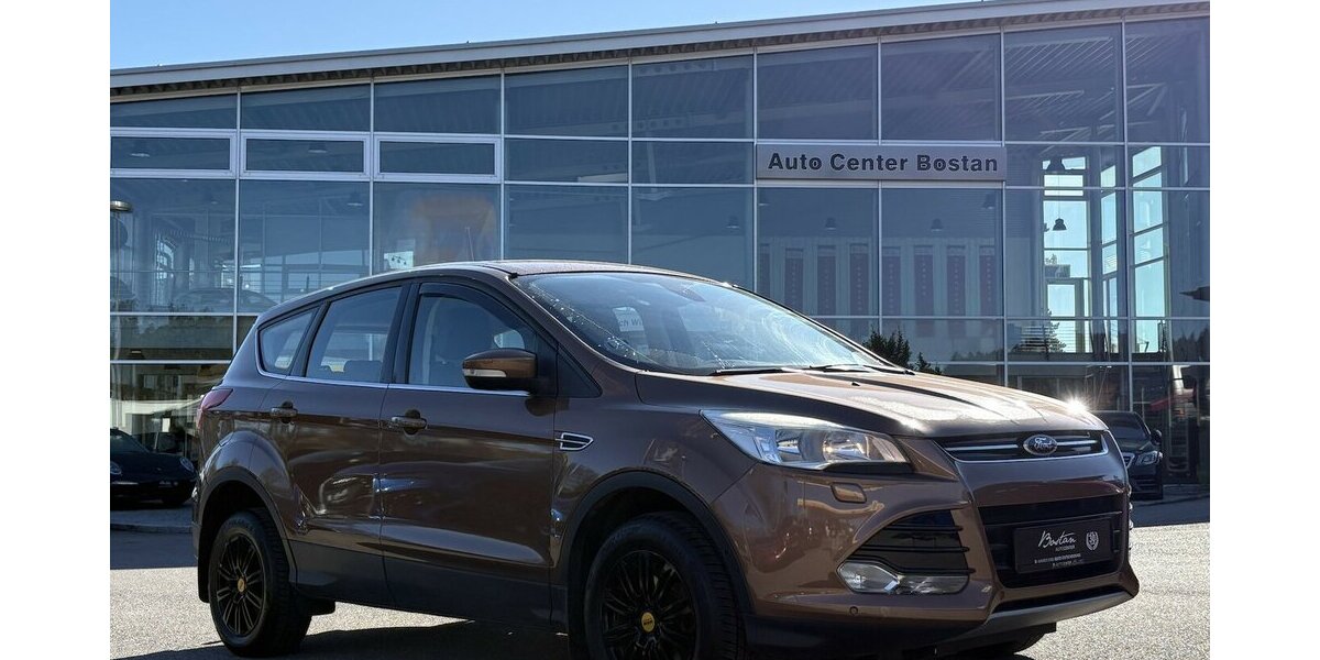 Ford Kuga 2.0 TDCI Titanium STANDHZ/NAVI/DAB/KAMERA 98.466 km 10.900 &euro; Villingen-Schwenningen 78054