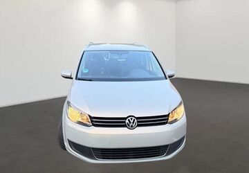 VW Touran 172.072 km 7.299 &euro; Donaueschingen 78166